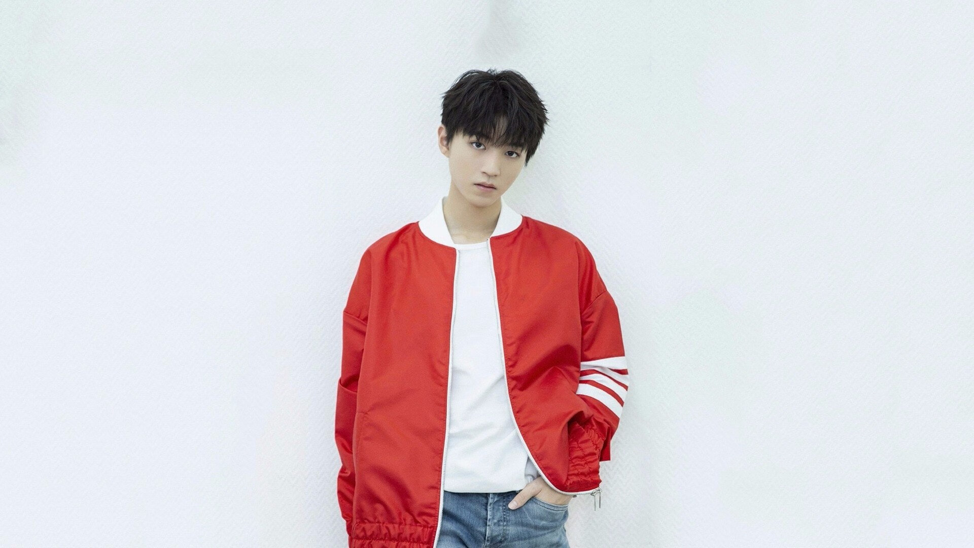 校园足球盛会频频举办,激发青少年的运动兴趣与活力,校园足球开展