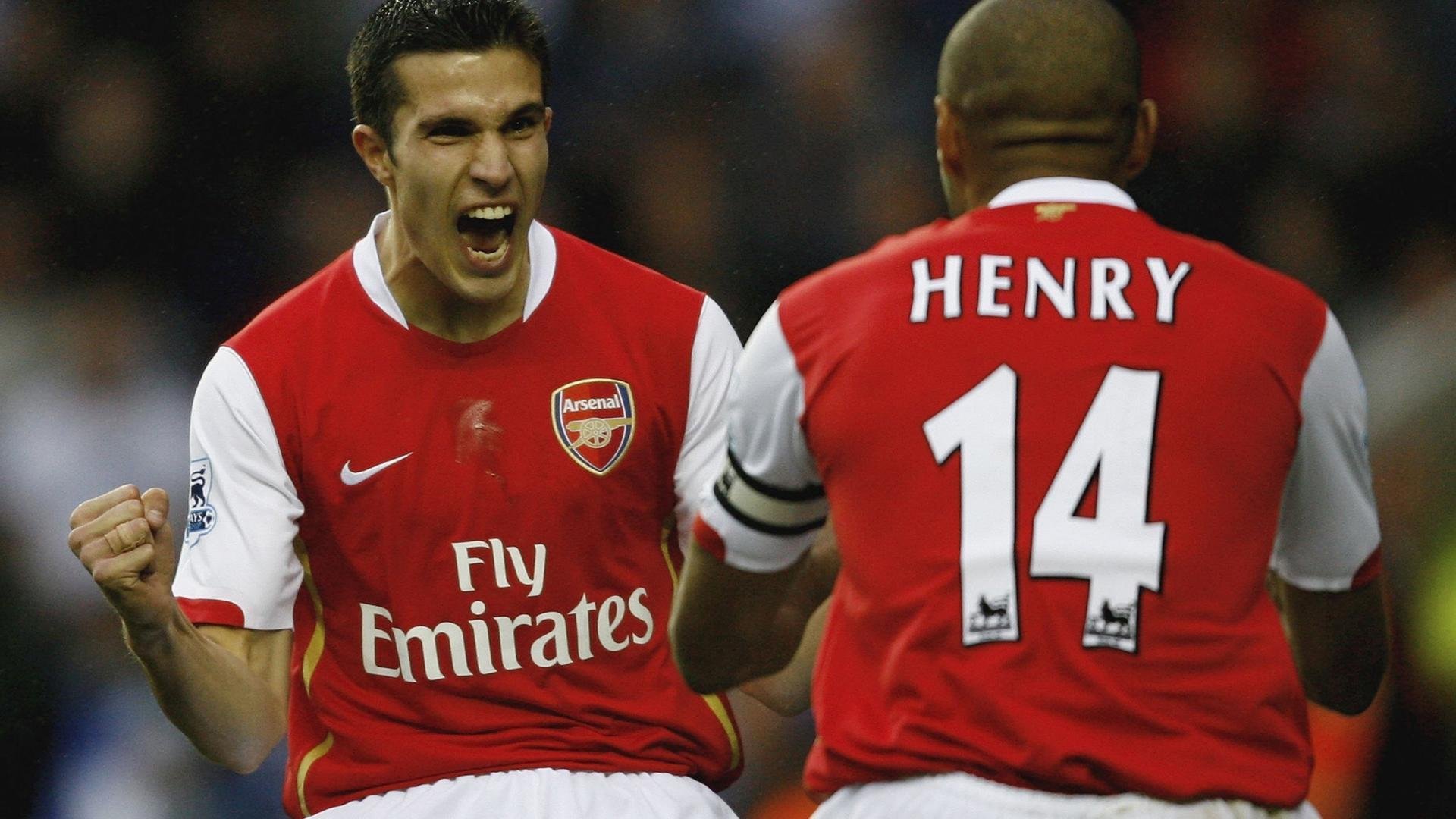 西甲引入新引援政策,球队实力提升,西甲允许几名外援上场